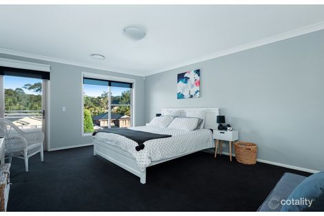 Property photo of 17 Warburton Close Macquarie Hills NSW 2285