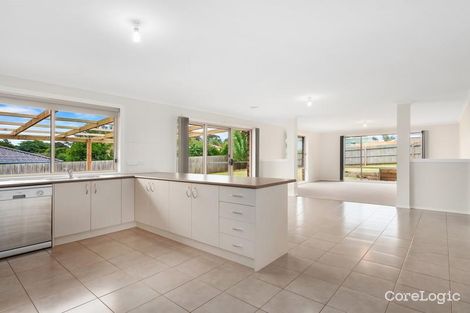 Property photo of 7 Davey Drive Drouin VIC 3818