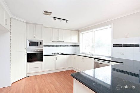 Property photo of 6 Hayes Court Hoppers Crossing VIC 3029