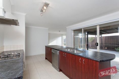Property photo of 102 Langbourne Drive Narre Warren South VIC 3805