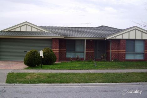 Property photo of 10 Geoffrey Court Narre Warren VIC 3805
