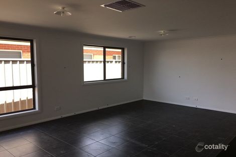 Property photo of 92 Greta Drive Hamilton Valley NSW 2641