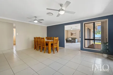 Property photo of 16 Lauradale Crescent Ormeau QLD 4208