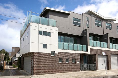 97 Nicholson St, Mckinnon, VIC 3204