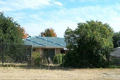 470 Morley Dr, Morley, WA 6062