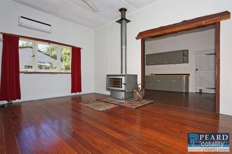 Property photo of 14 Marginata Crescent Dwellingup WA 6213