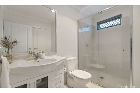 Property photo of 5/70 Kedron Brook Road Wilston QLD 4051