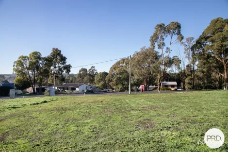 Property photo of 39 Elizabeth Road Creswick VIC 3363