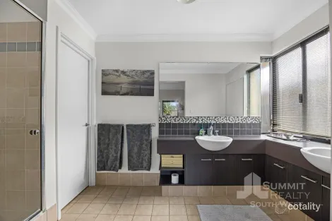 Property photo of 22 Nicolay Approach Dalyellup WA 6230