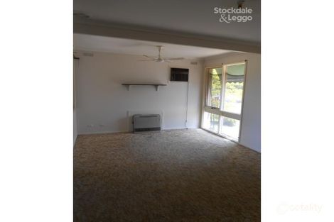 Property photo of 15 Middlesex Crescent Shepparton VIC 3630