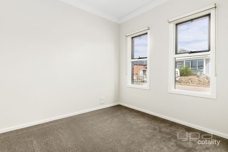 Property photo of 12 Farrow Place Maddingley VIC 3340