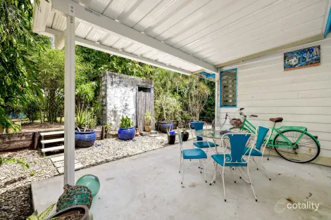 Property photo of 155 O'Shea Esplanade Machans Beach QLD 4878