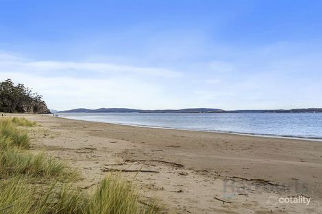 Property photo of 1/14 Osborne Esplanade Kingston Beach TAS 7050