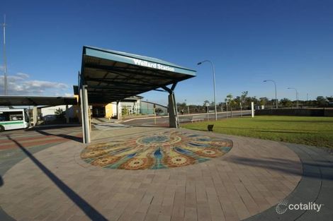 Property photo of 8 Berrow Place Leda WA 6170