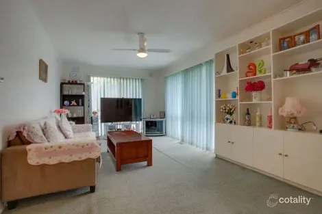 Property photo of 6 Darling Way Narre Warren VIC 3805