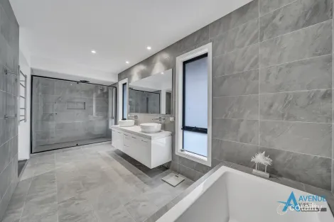 Property photo of 35 Cascade Drive Aintree VIC 3336