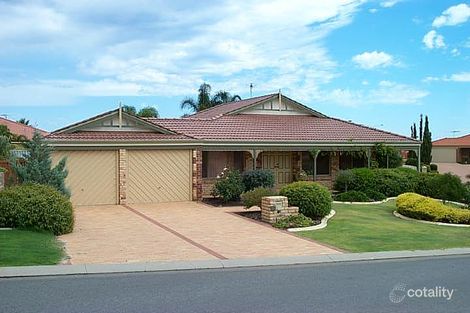 2 Barrier Grn, Ocean Reef, WA 6027