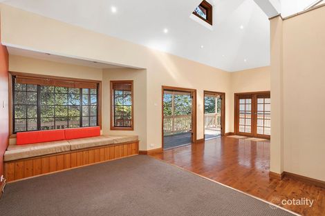 Property photo of 8 Warabin Street Waterfall NSW 2233