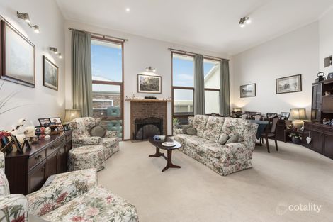 Property photo of 13 Dandelion Drive Rowville VIC 3178