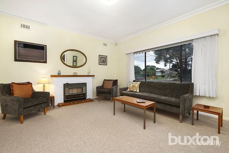 Property photo of 27 Windsor Avenue Oakleigh South VIC 3167