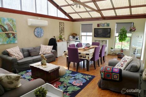 Property photo of 5 Gardiner Terrace Maitland SA 5573