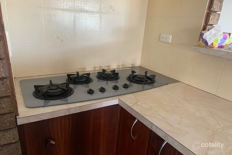 Property photo of 10 Portmarnock Circle Halls Head WA 6210