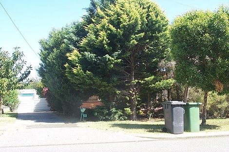 11 Smiths Ave, Redcliffe, WA 6104