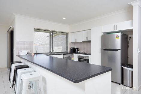 Property photo of 14 Hanover Drive Pimpama QLD 4209