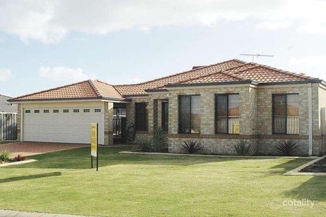 13 Garbin Pl, Lake Coogee, WA 6166