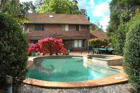 11b Somerville Rd, Hornsby Heights, NSW 2077