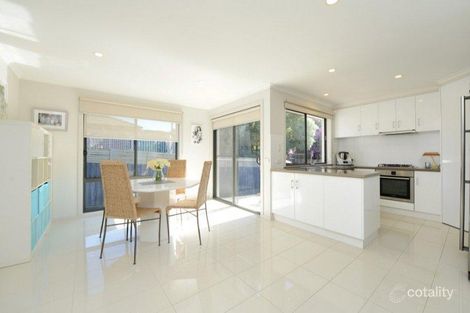 Property photo of 2/280 Jones Road Somerville VIC 3912