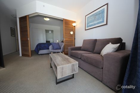 Property photo of 606/42 Surf Parade Broadbeach QLD 4218