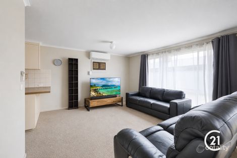 Property photo of 2/102 Crossen Street Echuca VIC 3564