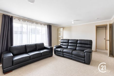 Property photo of 2/102 Crossen Street Echuca VIC 3564