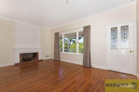 Property photo of 19 Banksiadale Road Dwellingup WA 6213