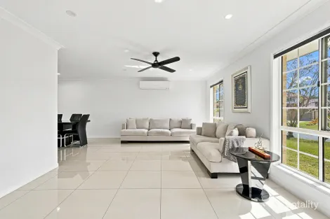 Property photo of 3 Ironbark Place Calamvale QLD 4116