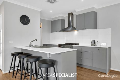Property photo of 129 Thoroughbred Drive Clyde North VIC 3978