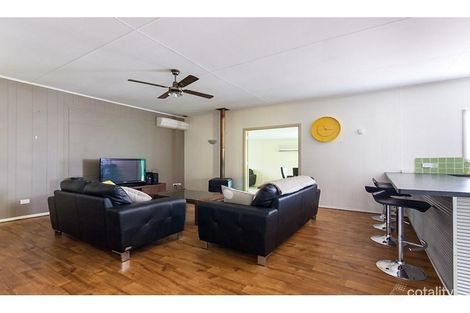 Property photo of 9 Linley Road Wannanup WA 6210