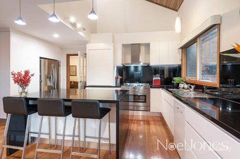 Property photo of 4 Cottage Place Ringwood North VIC 3134