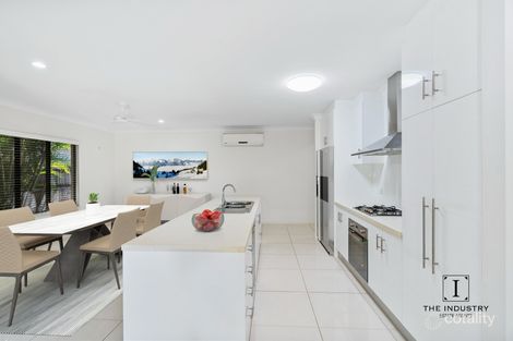 Property photo of 8 Munburra Parade Smithfield QLD 4878