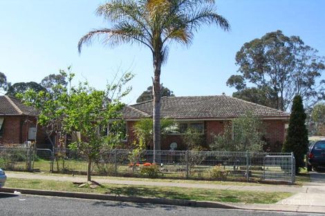 13 Bobin Rd, Sadleir, NSW 2168