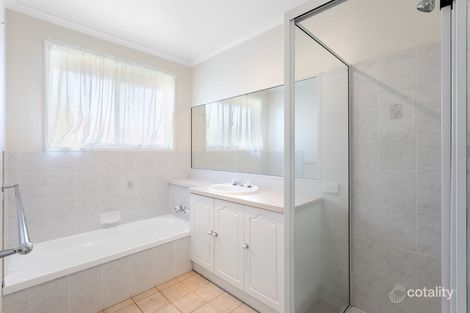 Property photo of 15 Carnation Court Middle Ridge QLD 4350