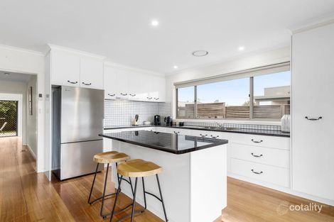 Property photo of 6 Charles Court St Leonards VIC 3223
