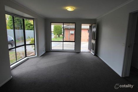 Property photo of 2/624 Skipton Street Redan VIC 3350