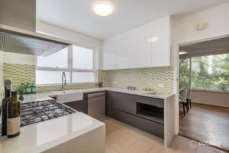 Property photo of 2/526 Toorak Road Toorak VIC 3142