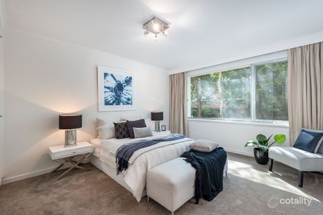 Property photo of 2/526 Toorak Road Toorak VIC 3142