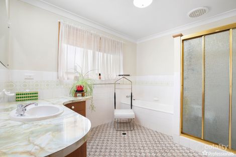 Property photo of 24 Mayfield Avenue Armidale NSW 2350