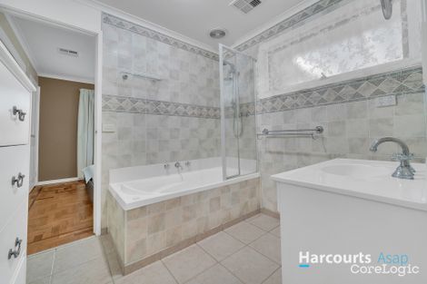 Property photo of 47 Woodlands Crescent Narre Warren VIC 3805