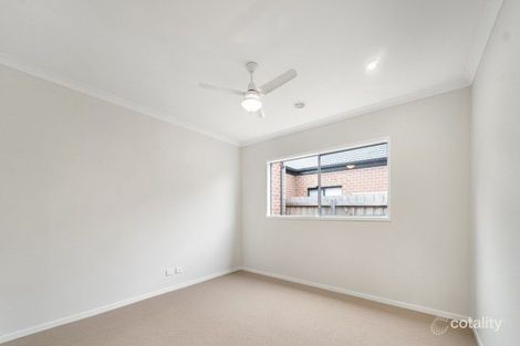 Property photo of 14 Splendid Road Donnybrook VIC 3064