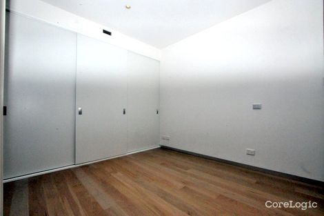 Property photo of 207/539 St Kilda Road Melbourne VIC 3004